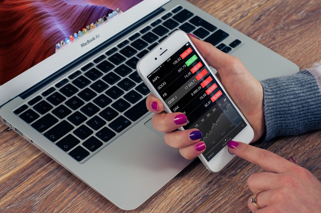 Erfolgreiche Online-Business Strategien - Dashboard mit KPIs