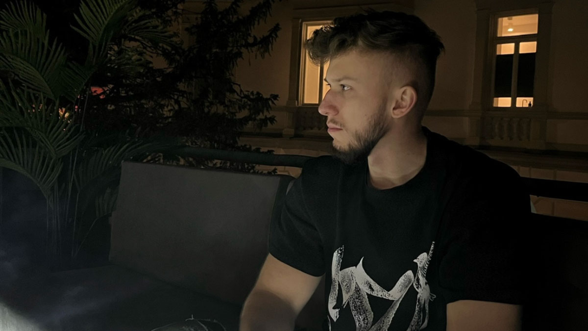 Dennis Naumov